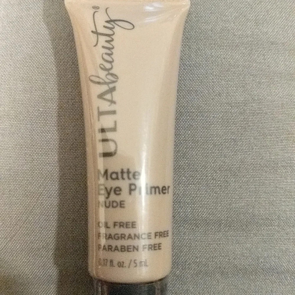 Matte Eye Primer